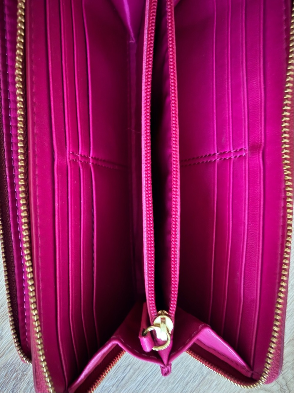 Coach Raspberry Magenta Red Zip-Around Wristlet Wallet - Picture 5 of 6